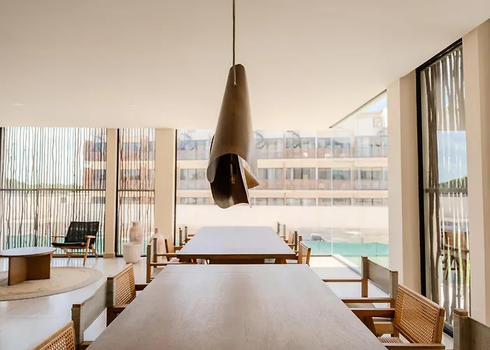 Ferienhaus Tropical 2 Bedroom | Private Balcony & Rooftop | Casago