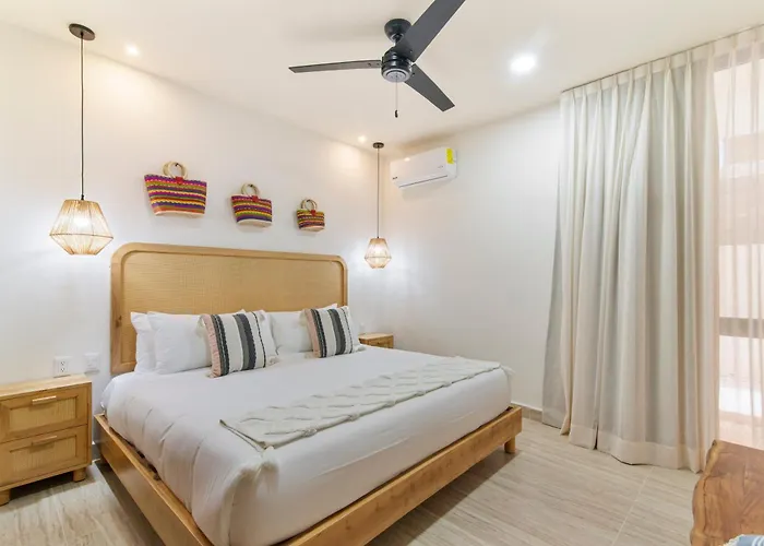Hébergement de vacances Tropical 2 Bedroom | Private Balcony & Rooftop | Casago Tulum
